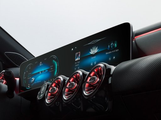 Mercedes-Benz User Experience