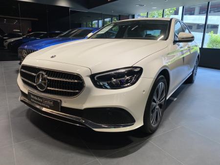 Mercedes E 180 Avantgarde 2022. Màu Polar White. Odo 2.300km. Như mới 99%