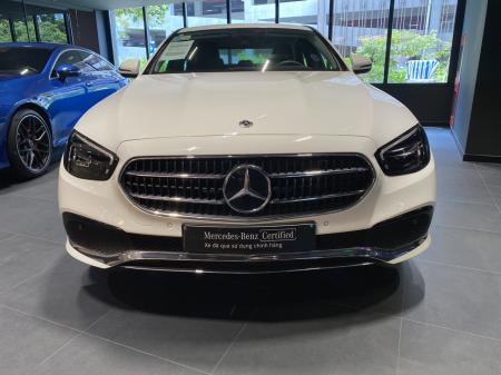 Mercedes E 180 Avantgarde 2022. Màu Polar White. Odo 2.300km. Như mới 99%z4315886735097_2e13b7ba2b8163340ae506351a00f4af