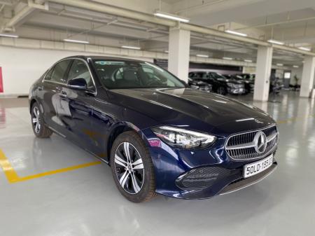 Mercedes C 200 Avantgarde PLUS V0 2022. Màu Cavansite Blue. Odo 999km. Như mới 100%