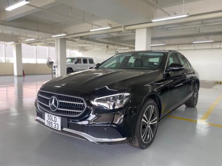 Mercedes E180 V0 2022. Màu Đen. Odo 299km. Như mới 100%