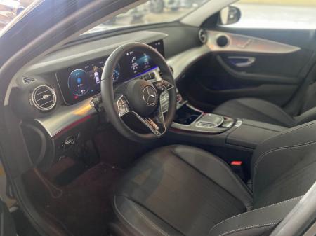 Mercedes E180 V0 2022. Màu Đen. Odo 299km. Như mới 100%z4315949065171_c6cd49c2a326796daaaeb78580179ed7